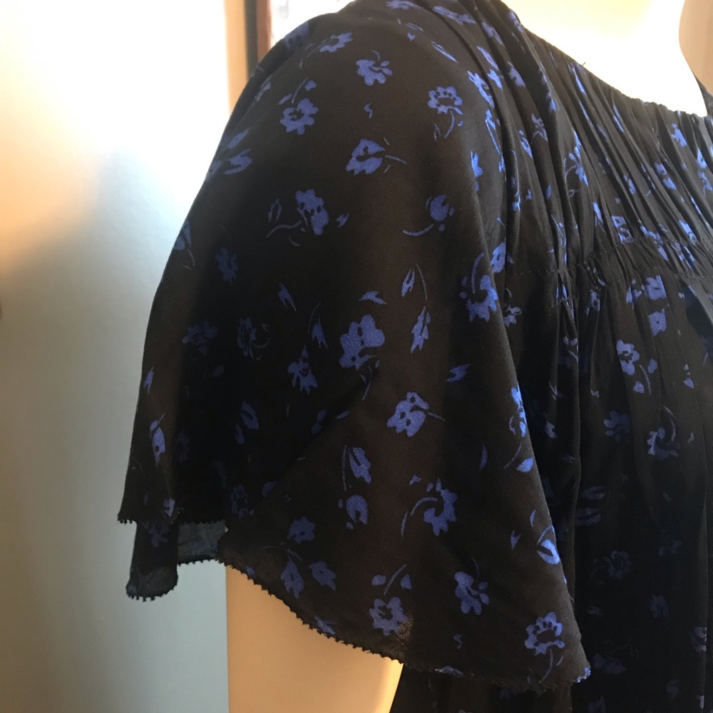 ⭐️3 for $25⭐️ Forever 21 dress - Picture 3 of 6